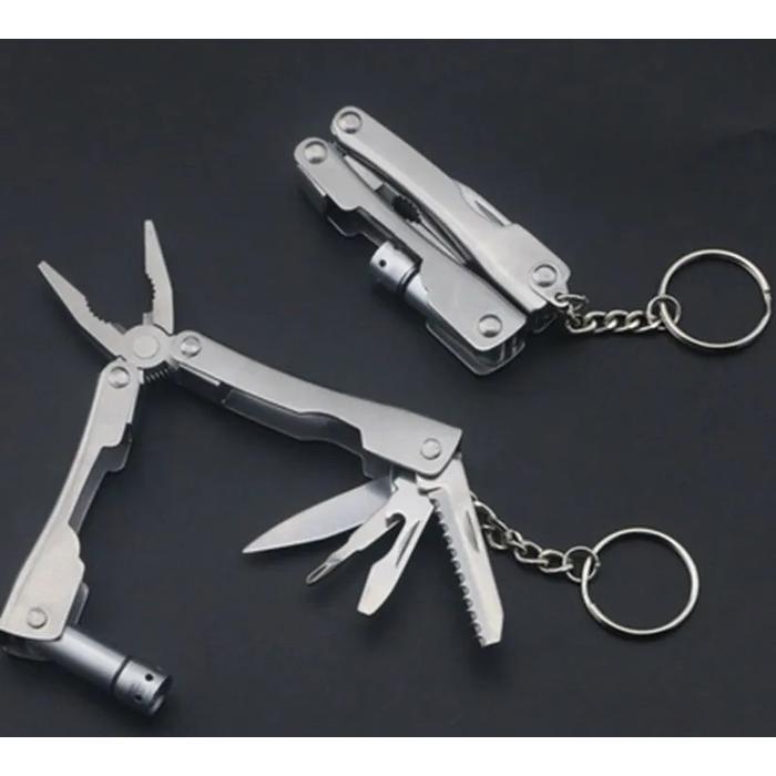 PINZA MULTIUSO CON LINTERNA Y FUNDA NEGRA