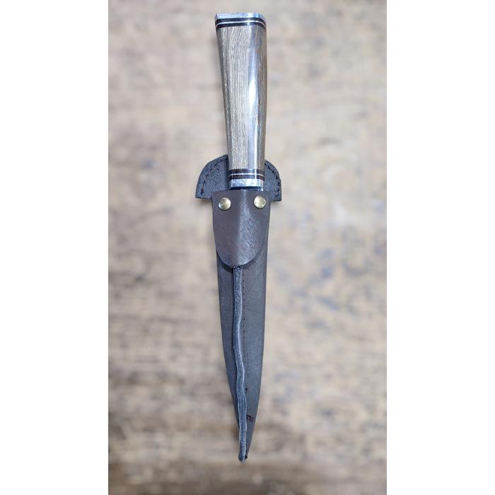 FACON GAUCHO ARTESANAL EN CARBON 1070 CON FUNDA 14CM